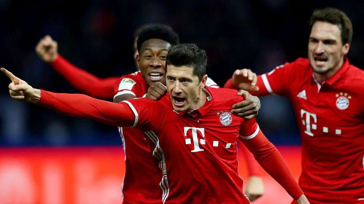 高效发挥！胡金秋20分钟9投8中轻取19分5篮板