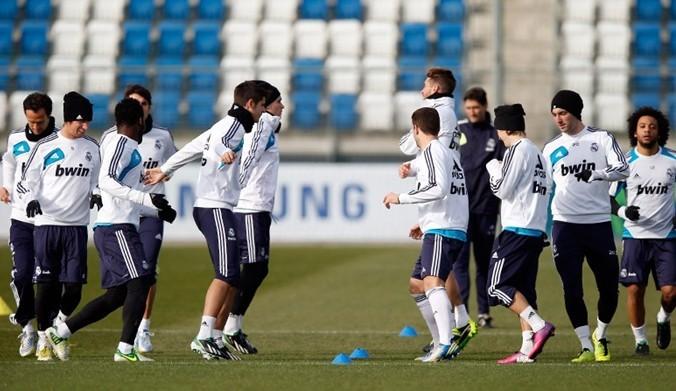 穆雷砍50+且投篮命中率超75%场次，后卫领域仅次于乔丹