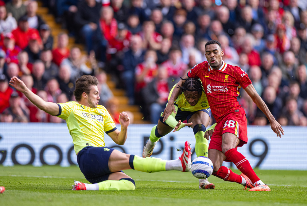 法尔克：由于可能不会买断雅克松，拜仁在关注中日德兰前锋朱