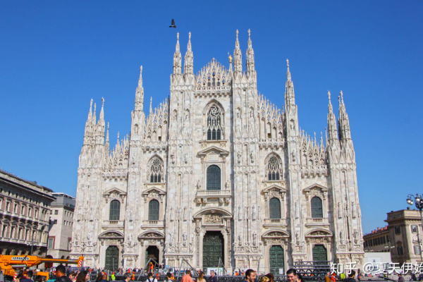 他们是知名体操伉俪，退役后一起移居美国，如今却在美国官司缠身