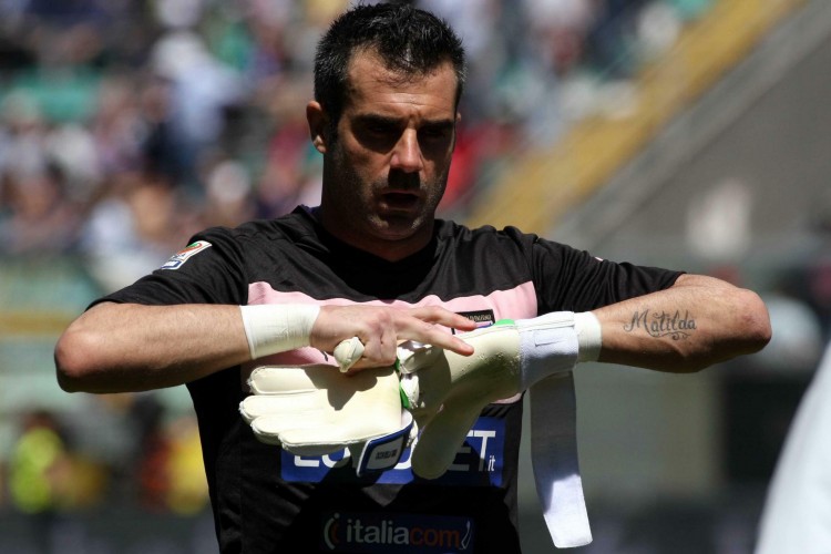 篮网：托马斯伤势恢复良好已恢复场地训练，两周后再次复查