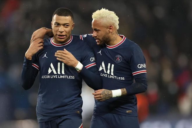 怀特第三节轰14分带队反超，米勒单节4三分回应