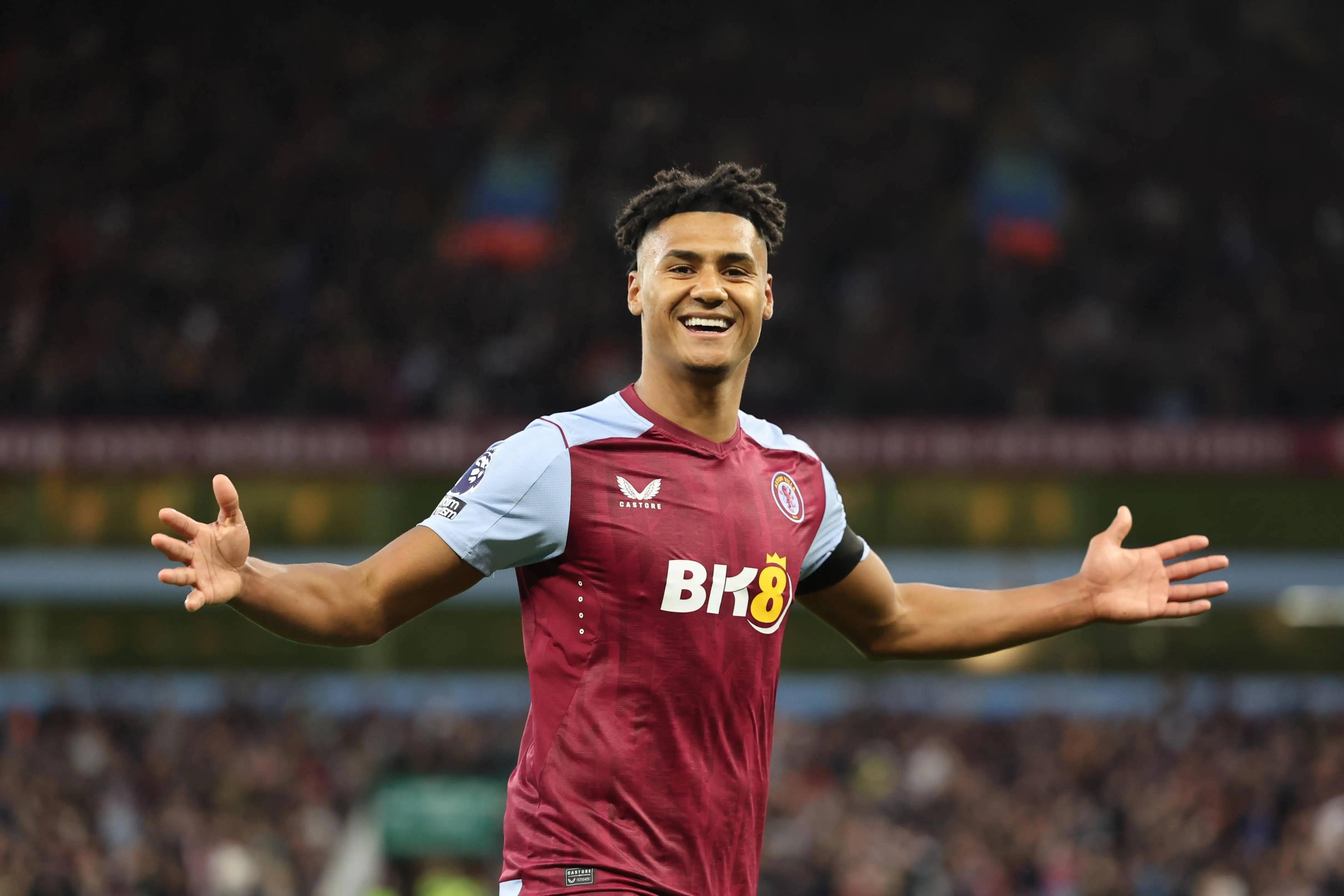 哈登生涯3次单场10+三分，与拉文和JR并列历史第四位