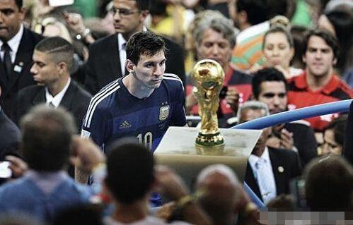 意杯前瞻：国米战威尼斯开启杯赛，密集赛程下蓝黑军战意成疑