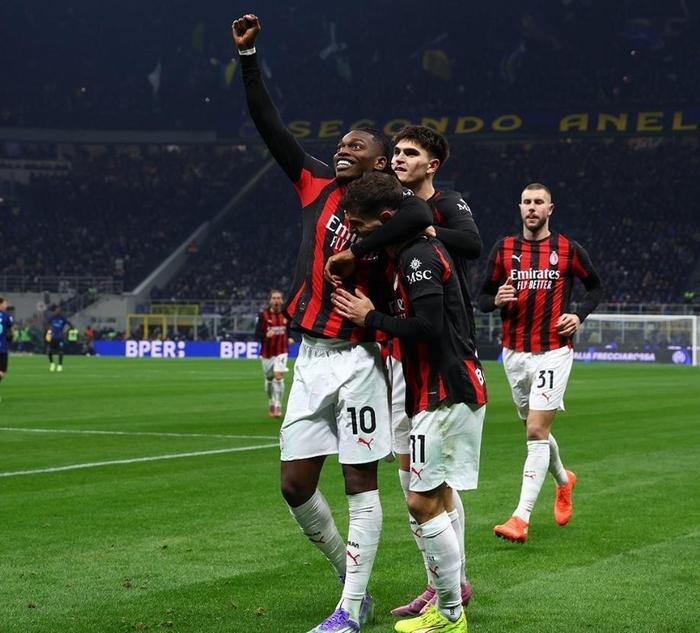 霍芬海姆1-1十人美因茨，比博绝杀被吹，科尔染红，奥尔森乌龙