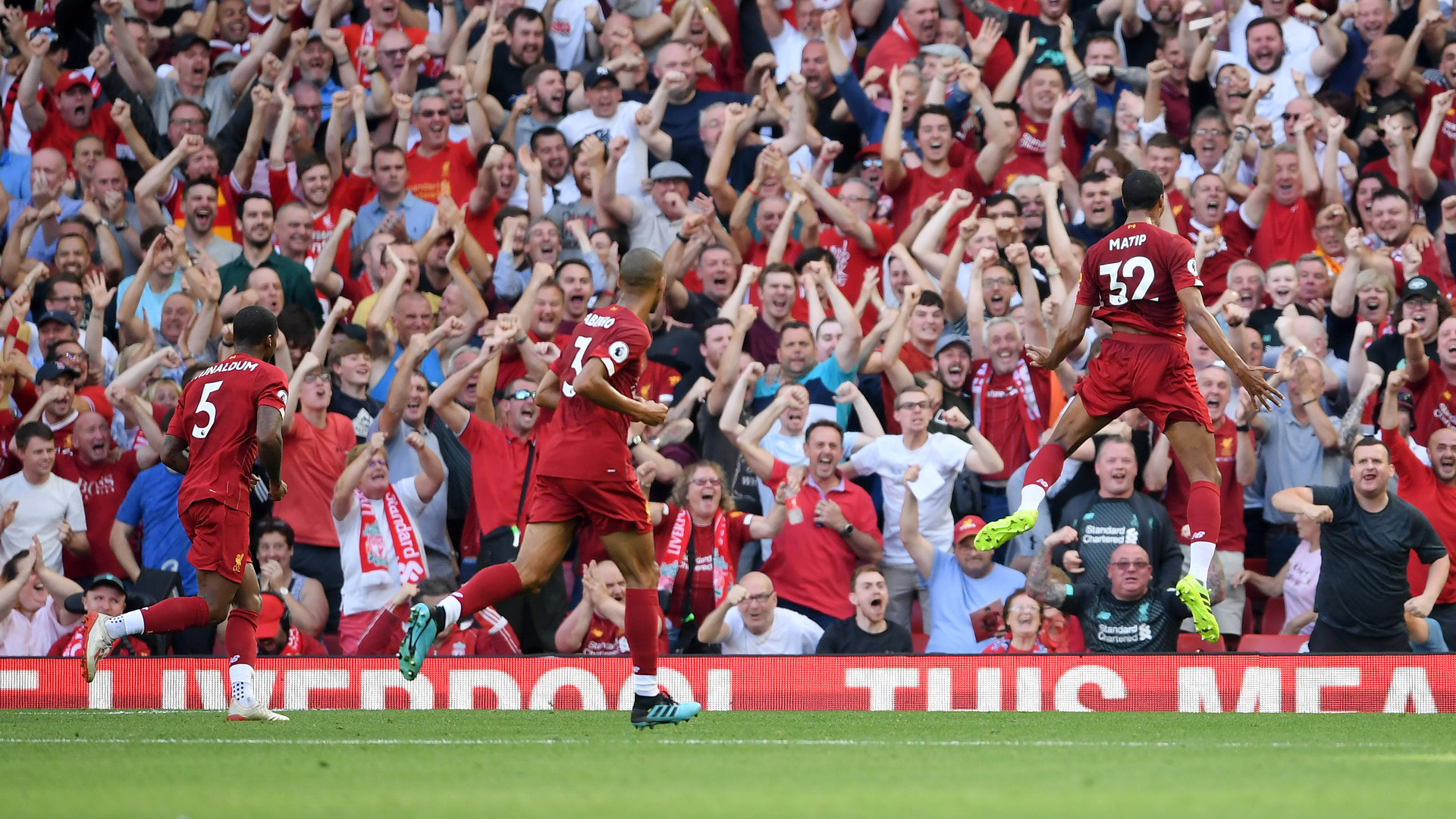 英超前瞻：曼城各项赛事遭遇两连败，利兹联客场表现挣扎