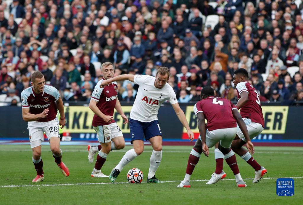 意媒：罗马也在关注维罗纳前锋焦瓦内，加斯佩里尼对他很欣赏