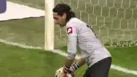 米兰助教兰杜奇称莱奥内收肌受伤明日检查